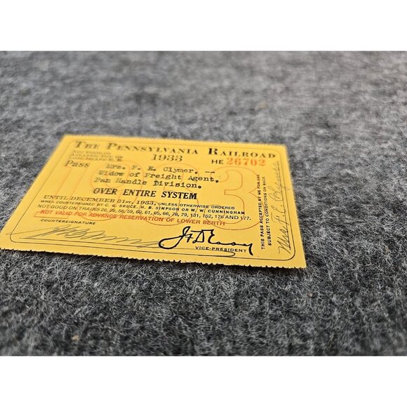 1933 Pennsylvania Railroad System Pass #HE26702 Paper Signed - Picture 3 of 7